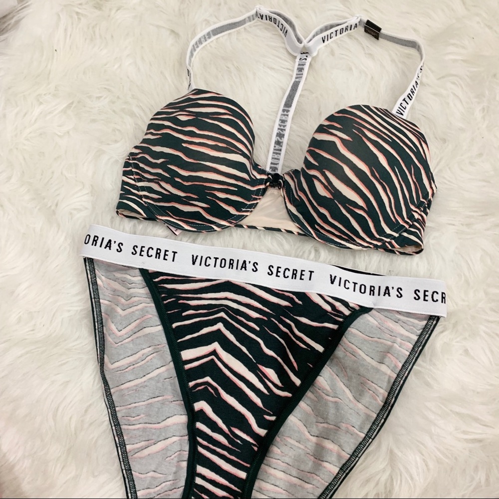 Victoria’s Secret Bra & Panty Set